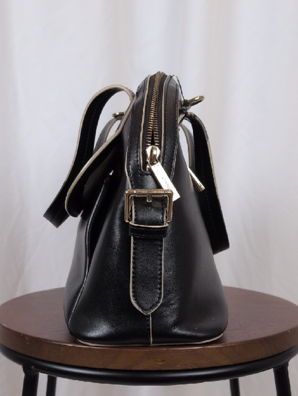 Danier Black Leather Dome Satchel Bag with Contrast Trim - Picture 5 of 9